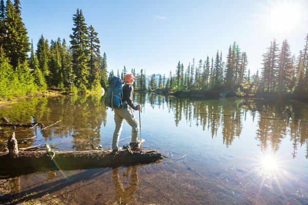 Quels sont les avantages de la méditation en marchant en pleine nature ?